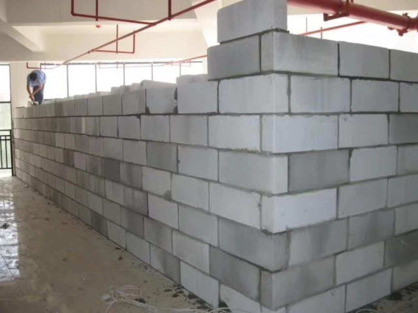 高密蒸压加气混凝土砌块承重墙静力和抗震性能的研究